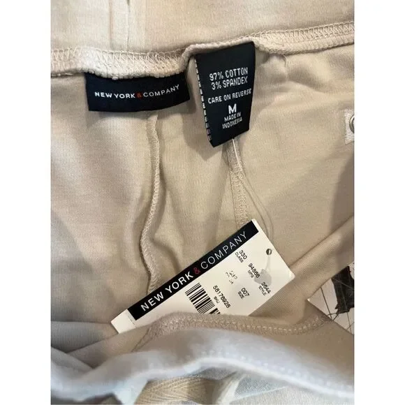New York & Company Ruched cropped joggers size M - Picture 10 of 10